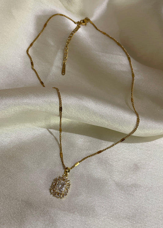 Glitz necklace