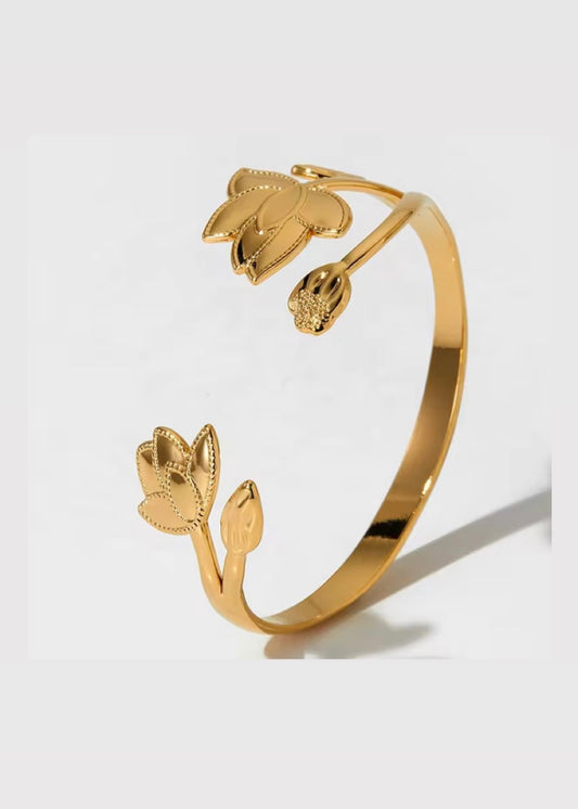 Lotus cuff bracelet