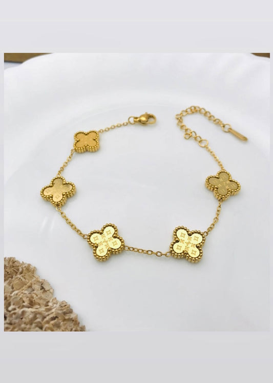 Clover bliss bracelet