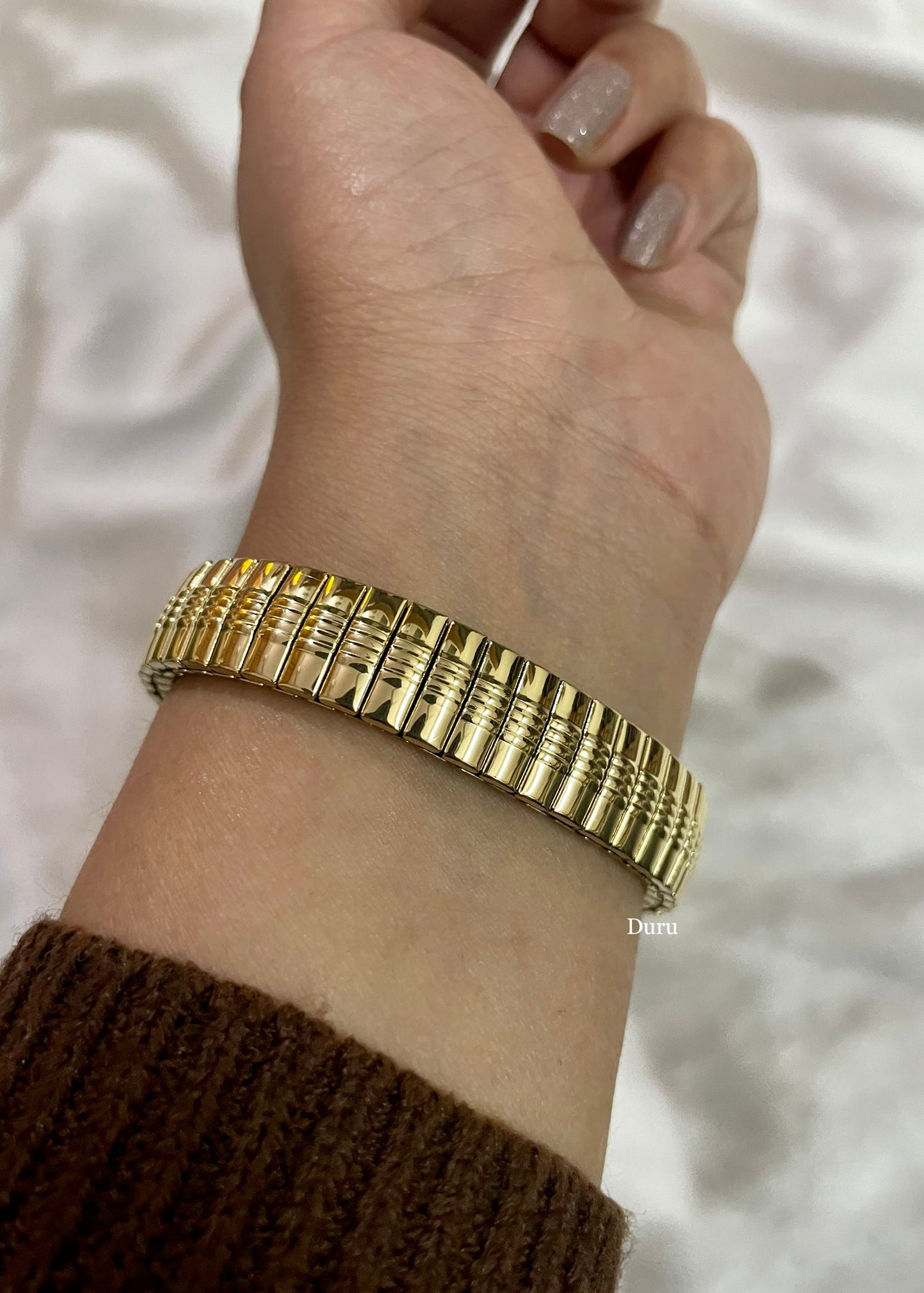 Strap saga bracelet