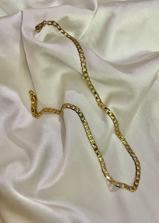 Link chain necklace
