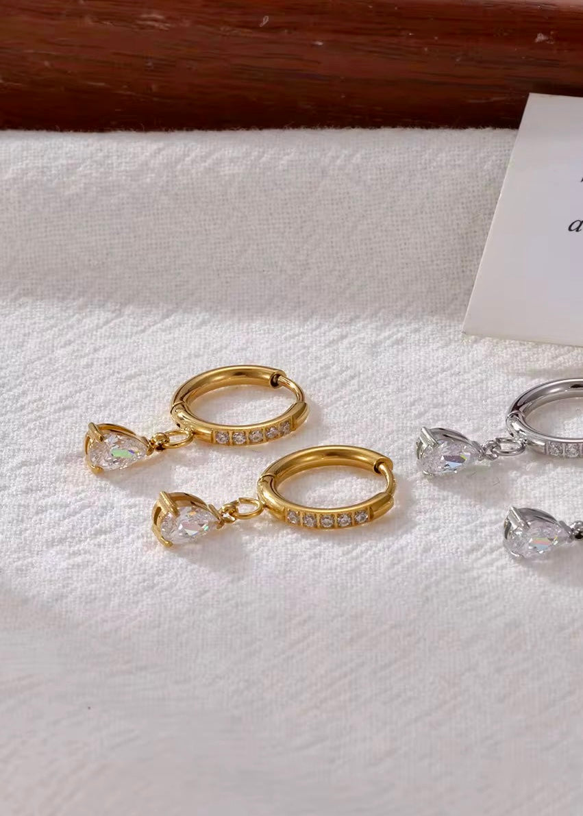 Siya solitaire hoops