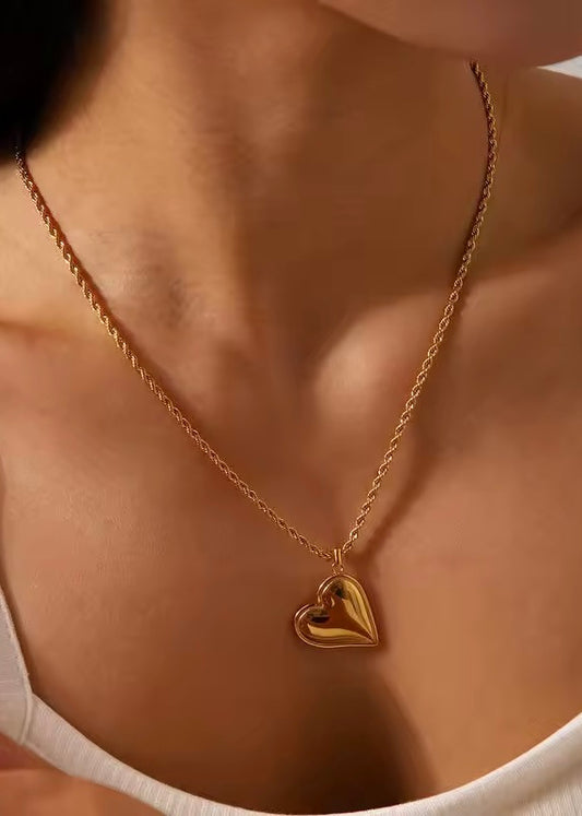 Dreamy heart necklace