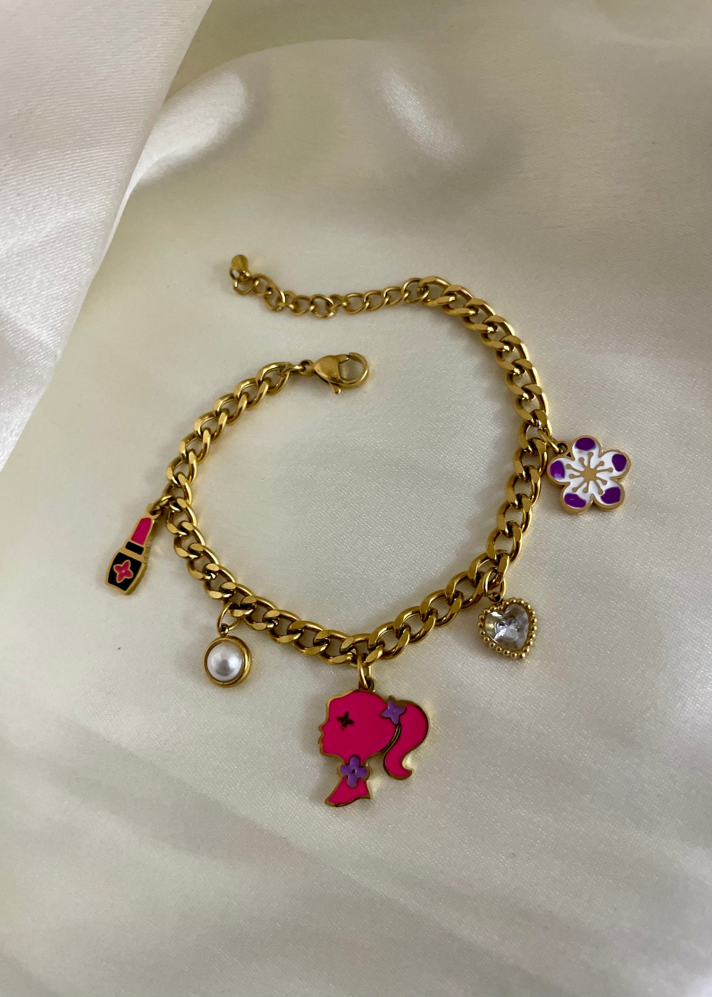 Beauty charms bracelet