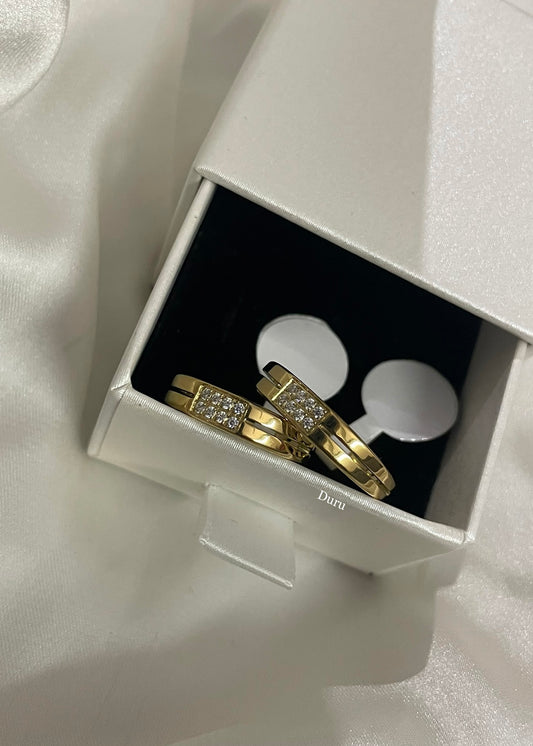 Golden vow ring