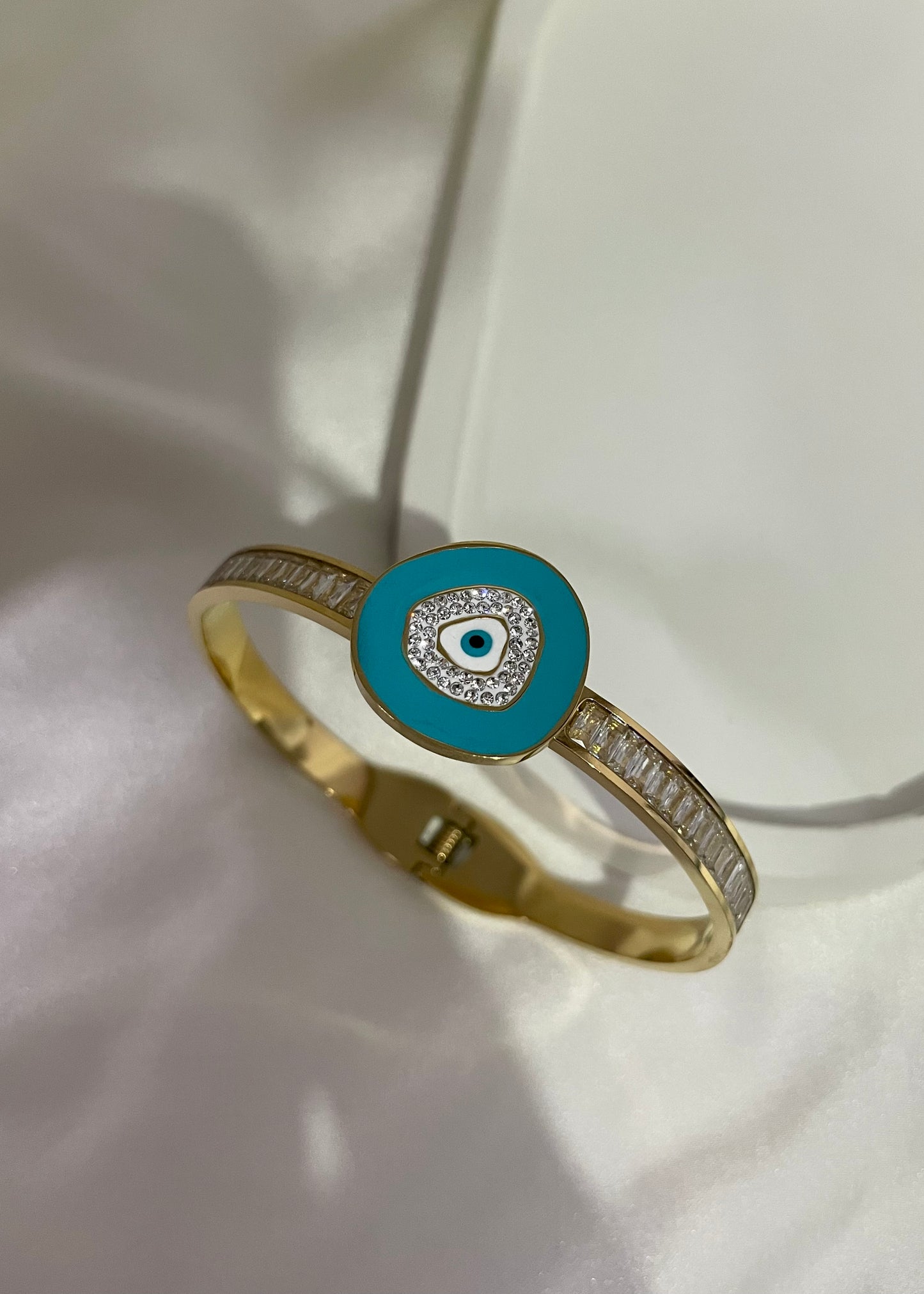 Blue evil eye bracelet