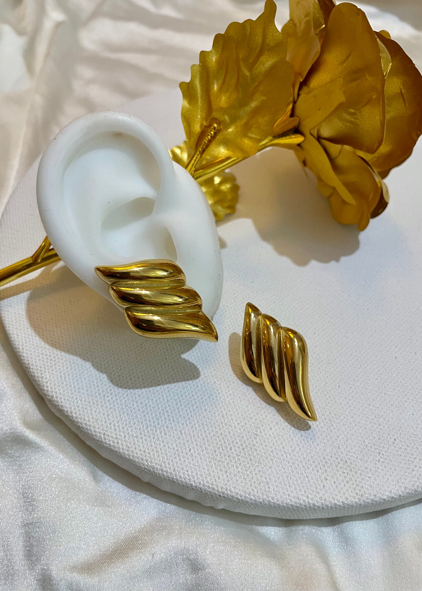 Croissant earrings