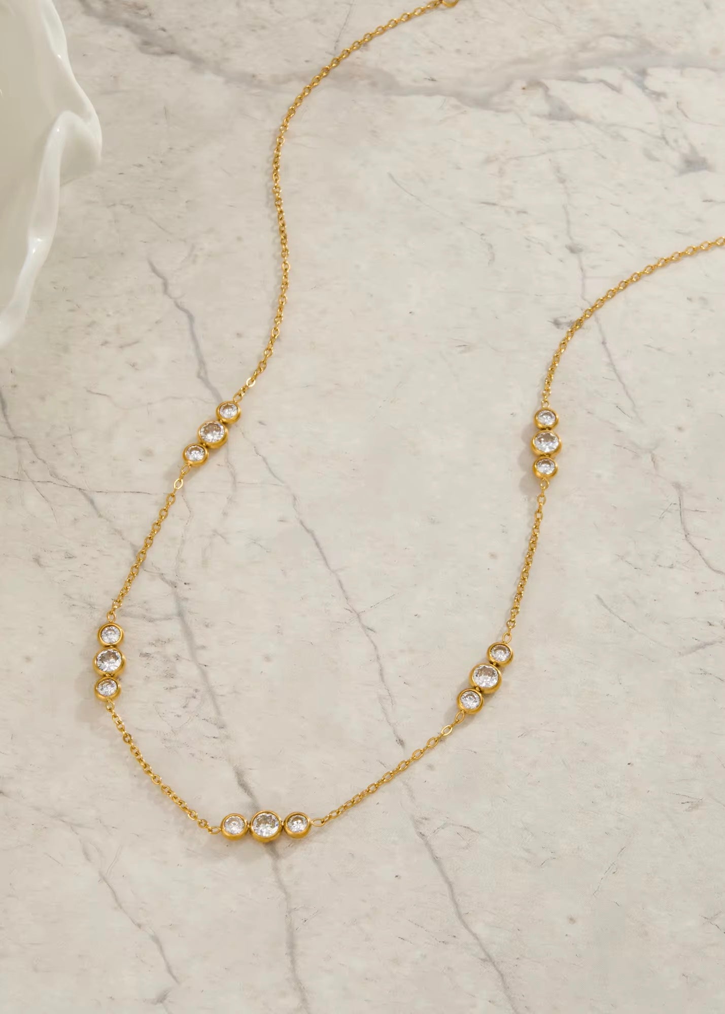 Bella solitaire necklace