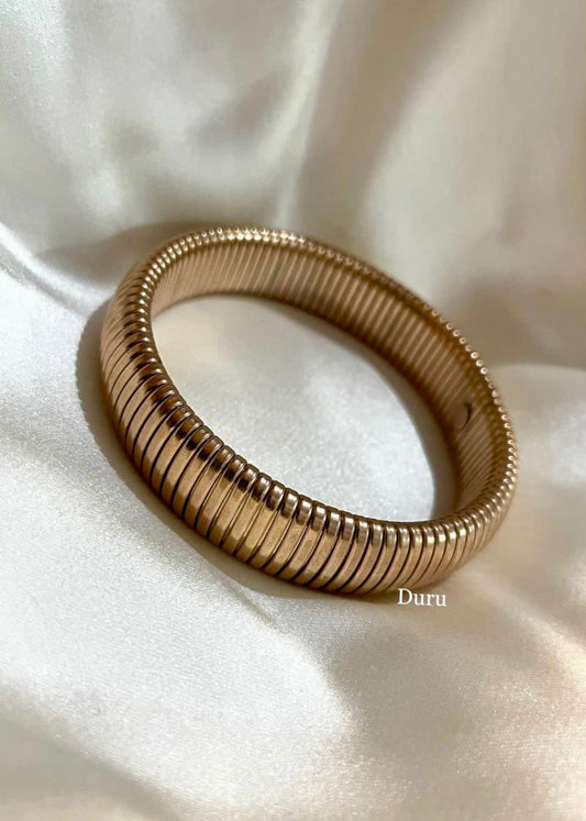 Ribbed coil bracelet(Rosegold)
