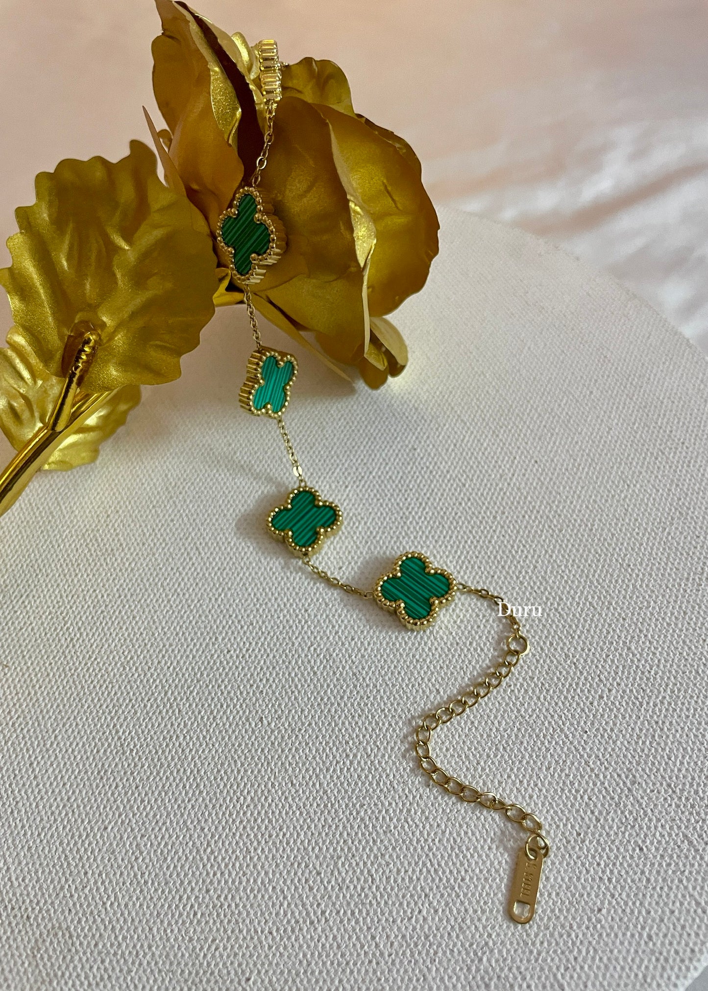 Green clover bracelet