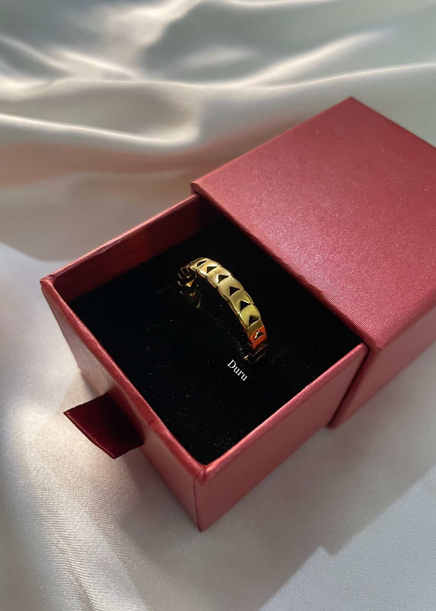 Mira ring