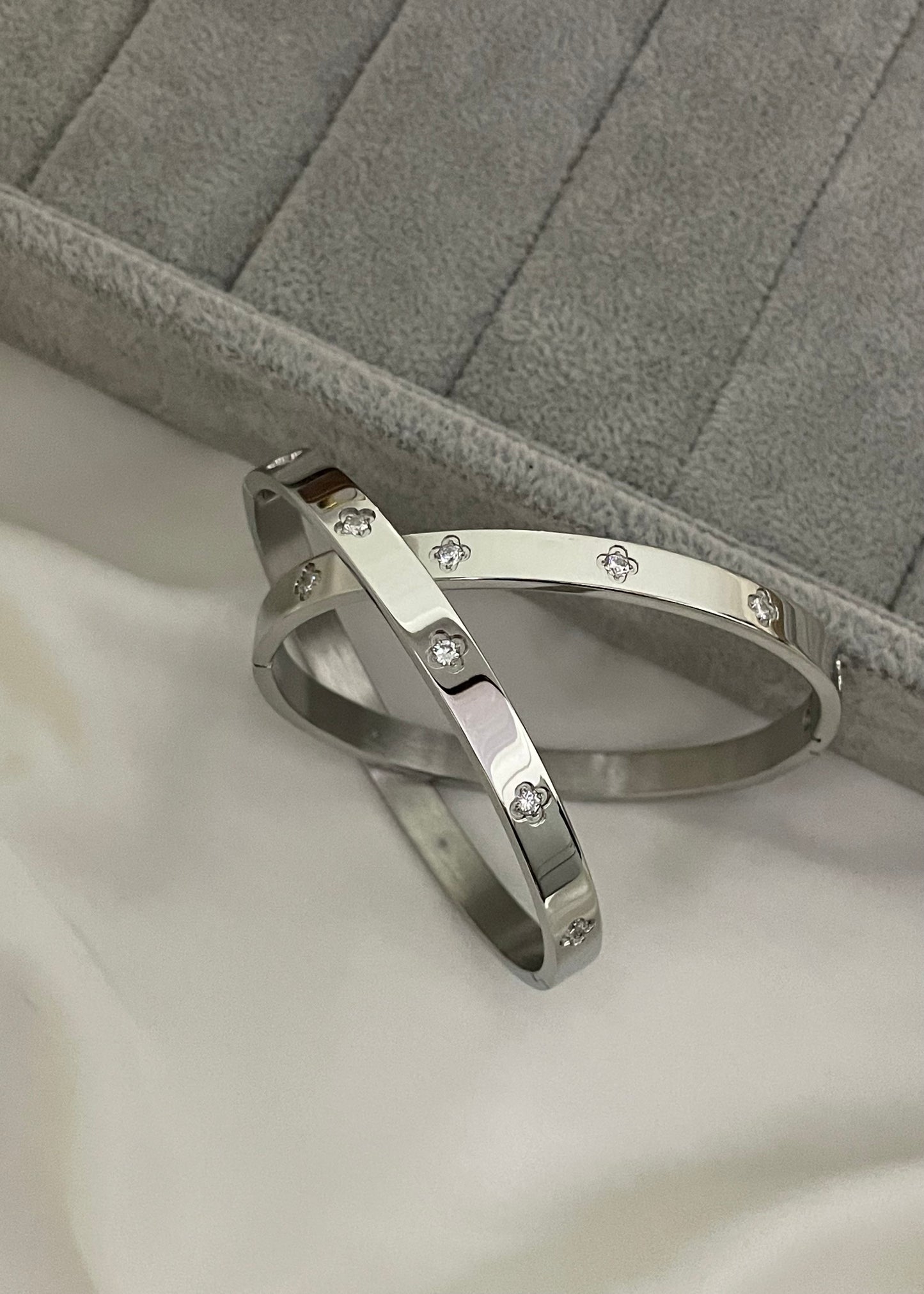 Clovia bracelet(Silver)