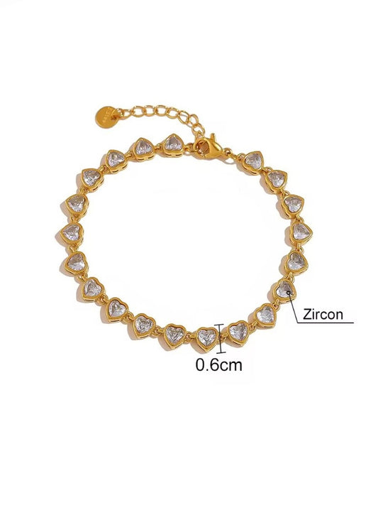 Dazzling heart bracelet