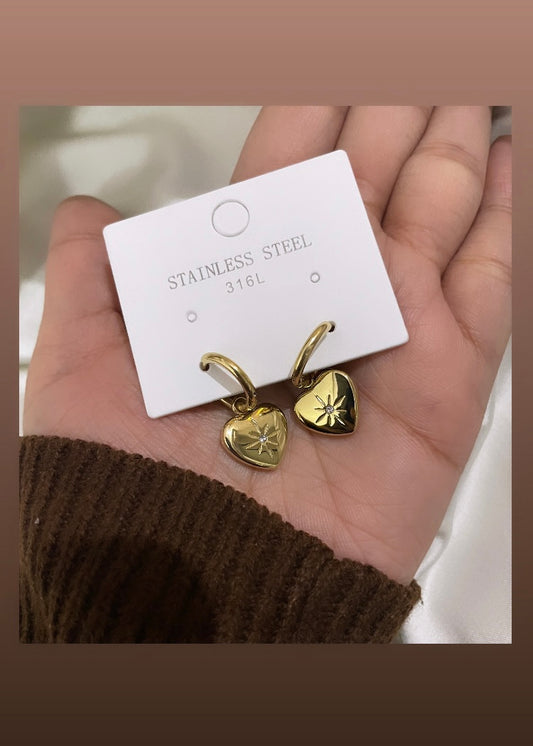 Detachable heart hoops