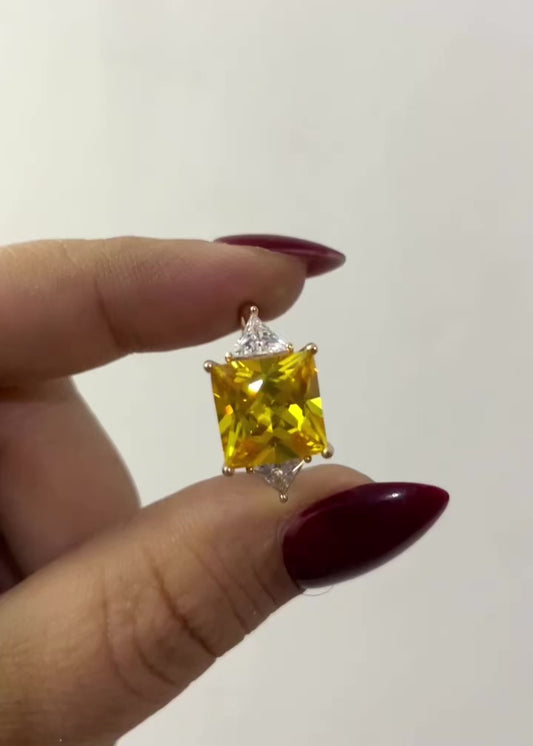 Yellow sapphire ring